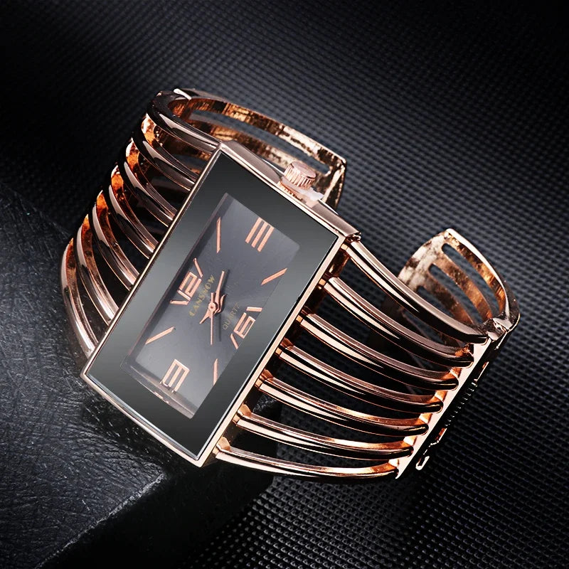 Relógio  pulseira, relógio de pulso, mulheres de luxo da moda.